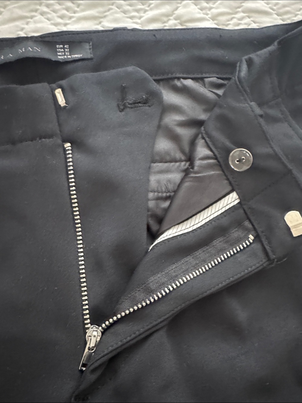 Men's Black Dress Pants - Classic Slim Fit- Zara Man - Picture 4 of 6